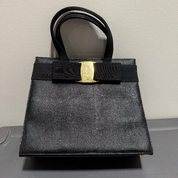 Salvatore Ferragamo Vara Lizard Embossed Black Leather Handbag w/ Bow Top Handle - Picture 1 of 6